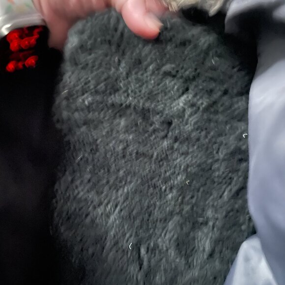 Modern Lux Collection Pet Tote - Picture 7 of 7